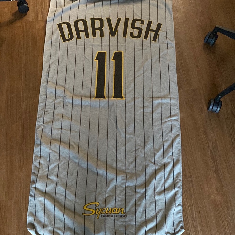 Padres Towel number 11 Darvish